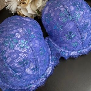 Beautiful Victoria Secret Bra